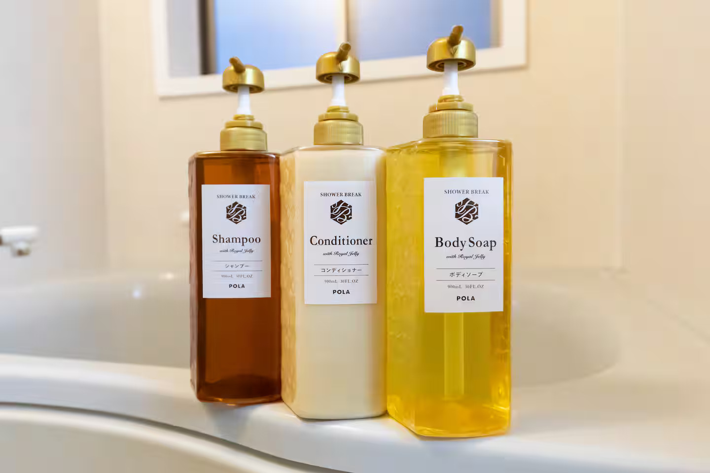POLA Shower Break botanicals bottle dispenser set